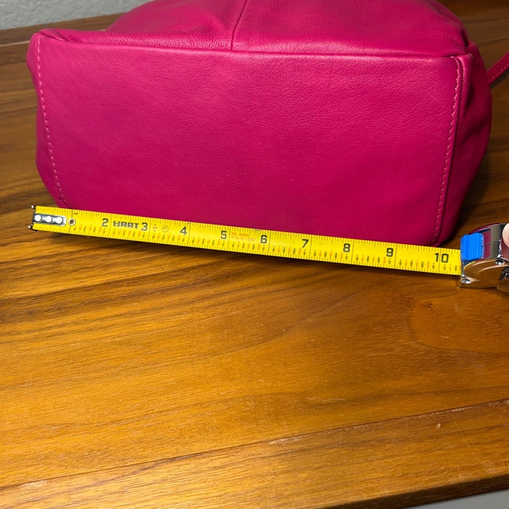 HOBO Darling Fuchsia Leather Women's Bag - Picture 8 of 14